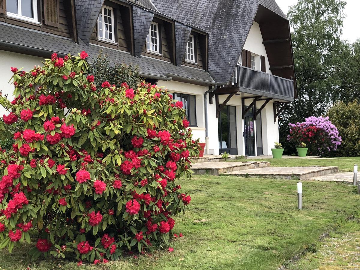 La Cle Des Champs Hotel Le Teilleul Bagian luar foto